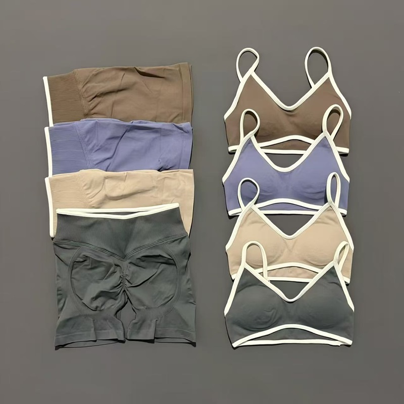 Ignite Yoga Fitness - 2 Pcs Set Bra Yoga Pendek