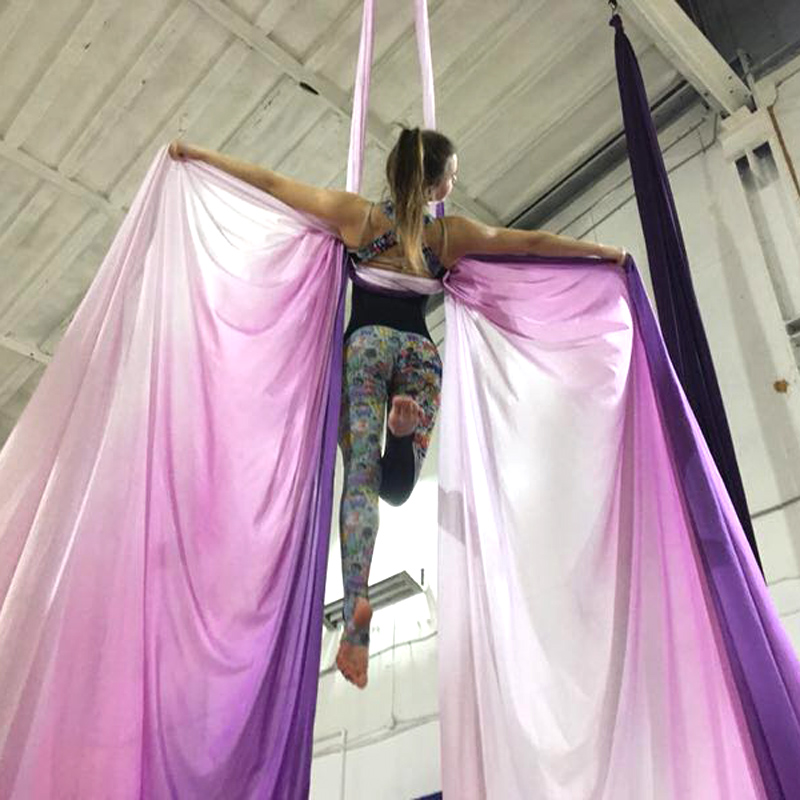 Tempat tidur gantung Yoga anti - Yoga Swing Aerial ulasan dan harga
